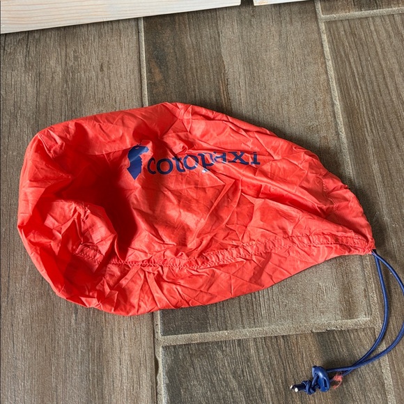 cotopaxi down jacket - Picture 10 of 10